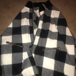 Black and White Shawl